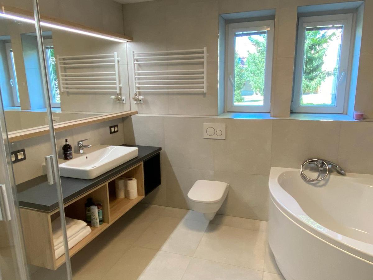 Apartman Relax Зволен Екстериор снимка